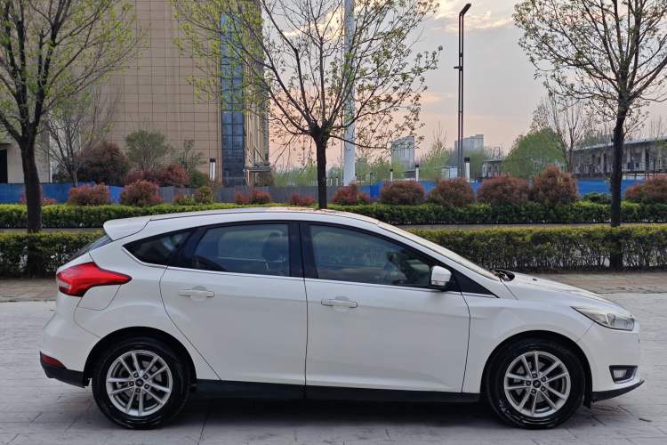 Used Ford Focus 2015 Hatchback EcoBoost 180 Automatic Elite Model