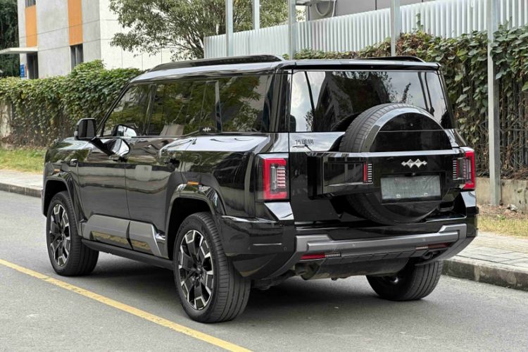 Used Formula Leopard Leopard 8 2025 Smart & Brave Flagship Edition 7 Seats