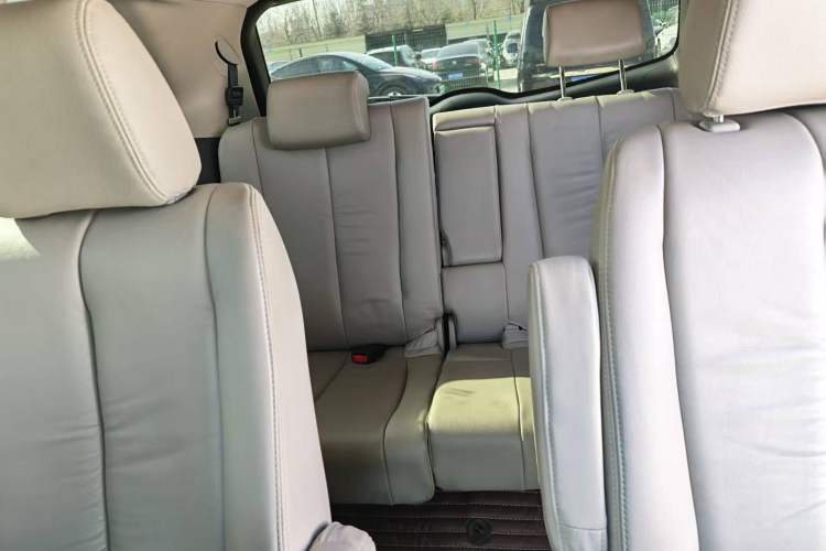 Used Mazda Mazda 8 2015 2.5L Flagship Edition
