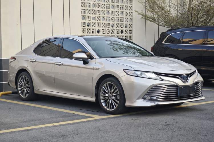 Used Toyota Camry 2019 Revised Version Dual-Engine 2.5 HG Luxury Edition