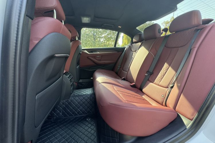 Used BMW 5 Series 2022 530Li Leading Model M Sport Package