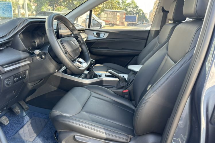 Used Wuling Jiachen 2022 1.5T Manual Comfort & Dynamic Version