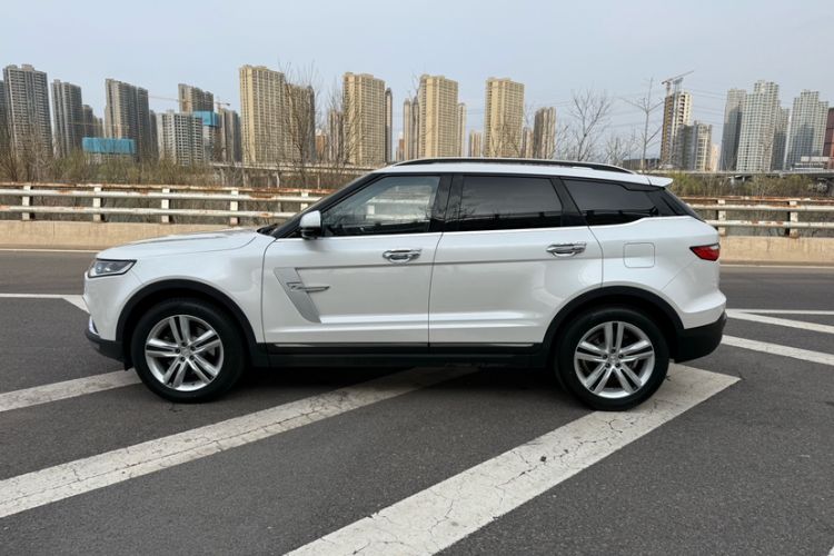 Used Zotye T700 2017 1.8T Dual-Clutch Luxury Model