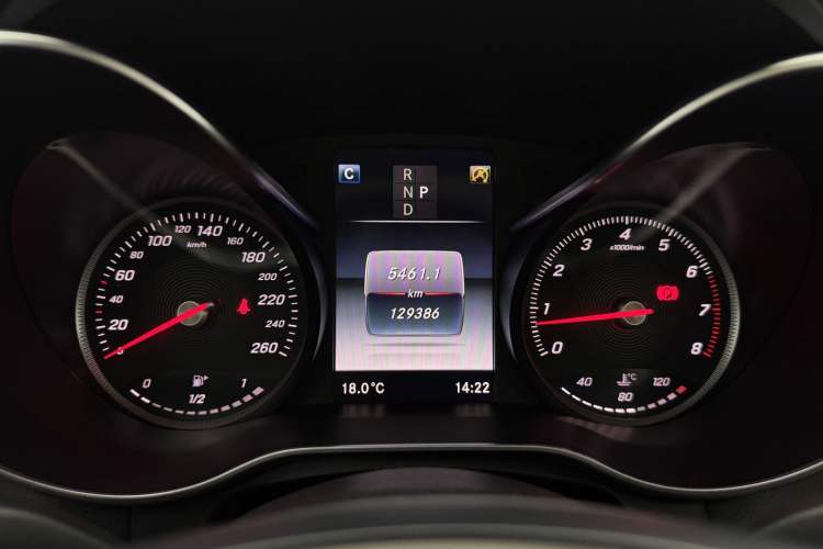 Used Mercedes-Benz GLC 2016 GLC 260 4MATIC Luxury Model