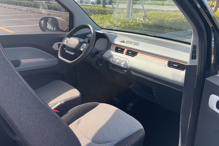 Used Chery New Energy QQ Ice Cream 2022 170km Sundae Phosphate Lithium-Ion