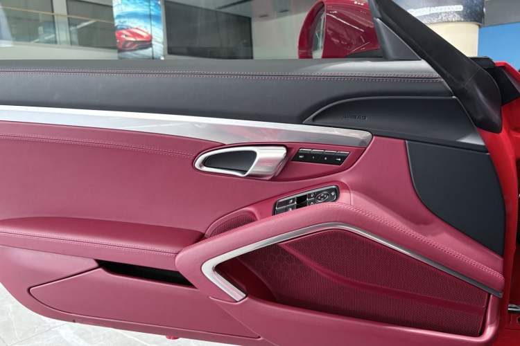 Used Porsche 718 2018 Cayman 2.0T