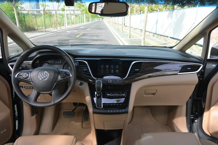 Used Buick GL8 2017 ES 28T Flagship Model China V Standard