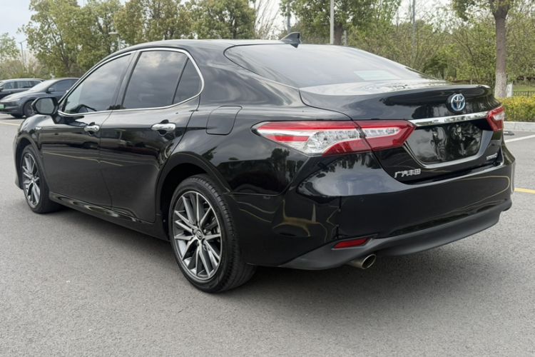 Used Toyota Camry 2021 Dual-Motor 2.5HG Luxury Edition Exterior 3
