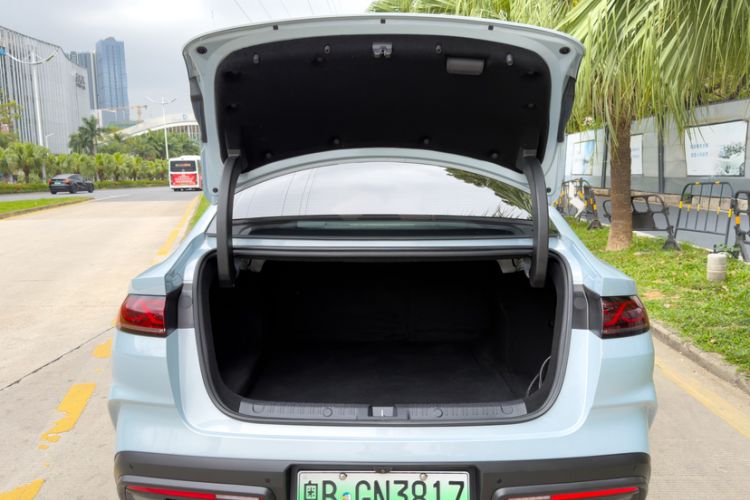 Used BYD Qin L 2024 DM-i 80KM Beyond Model
