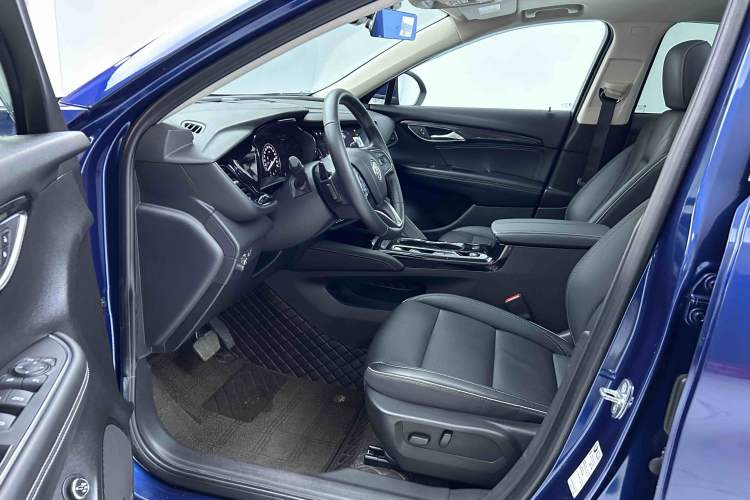 Used Buick Envision 2022 Facelift Encore S 652T Two-Wheel-Drive Luxury Model