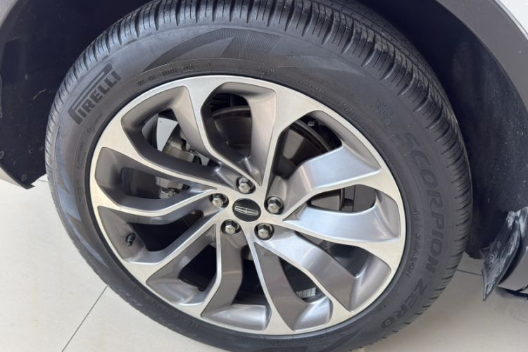 Used Lincoln Aviator 2020 3.0T V6 All-Wheel Drive Executive Version
