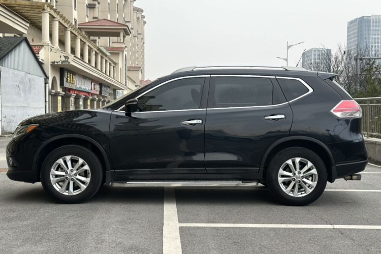 Used Nissan X-Trail 2015 2.0L CVT Comfort MAX Edition 2WD