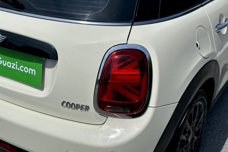 Used MINI MINI 2019 1.5T COOPER Classic Edition Five-Door Version