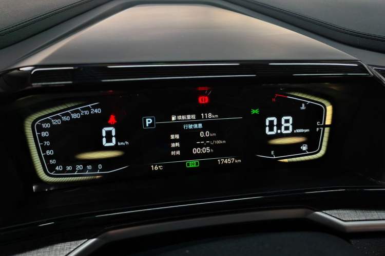 Used Hyundai Custo 2021 270TGDi Prestige LUX Odometer Close Up