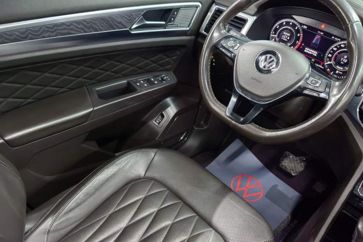 Used Volkswagen Teramont 2019 530 V6 Four-Wheel Drive Flagship Version China V Standard
