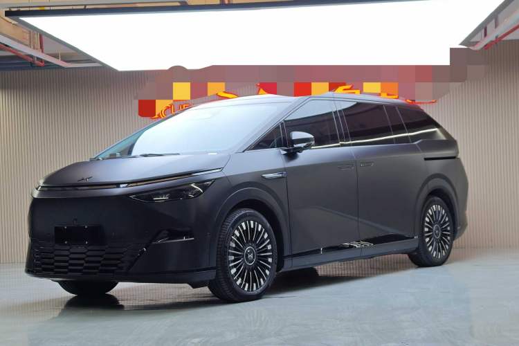 Used XPeng X9 2024 640 All-Wheel Drive High-Performance Max
