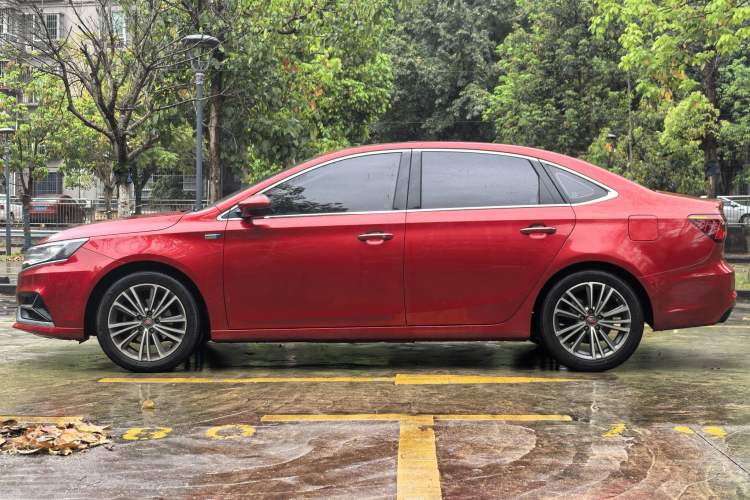 Used Roewe i6 2020 PLUS 1.6L CVT 4G Connected Glory Flagship Edition
