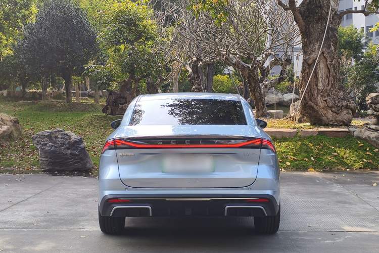 Used Geely Galaxy L6 2025 EM-i 140km Starship Edition
