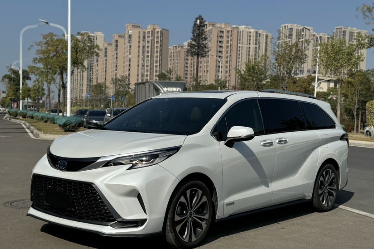 Used Toyota Granvia 2022 2.5L Hybrid Prestige Edition