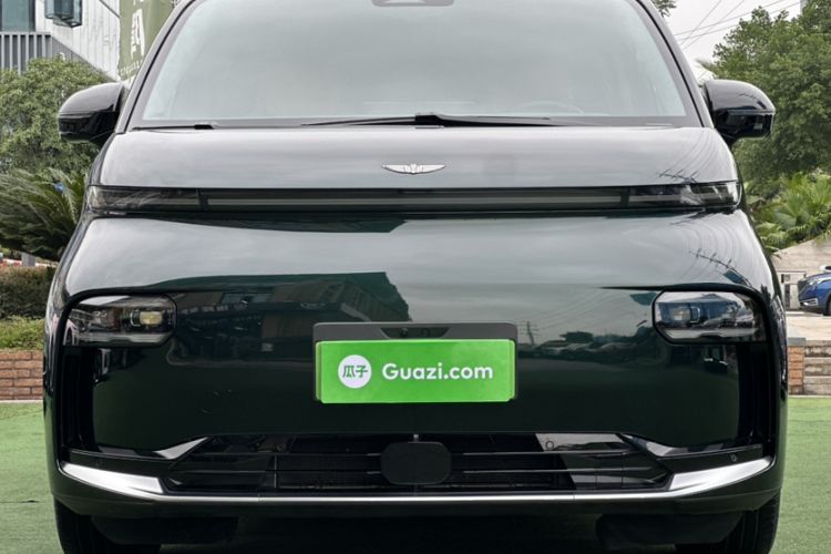 Used Geely Galaxy LEVC L380 2024 140-Degree 6-Seater All-Wheel-Drive Ultra Exterior 6
