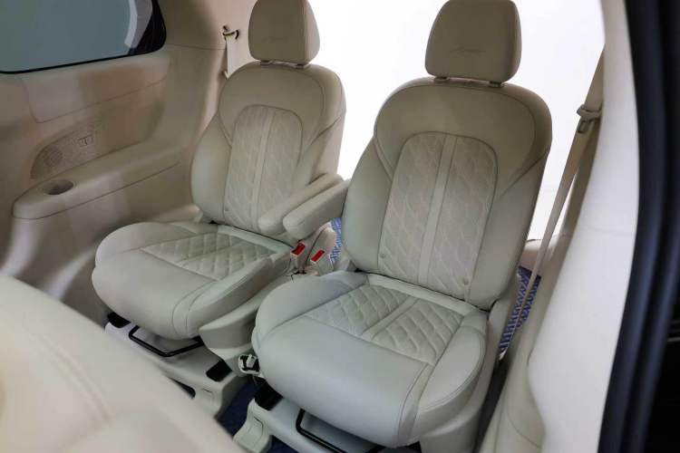 Used Buick GL8 2020 Avenir Avia Six-Seat Deluxe Edition