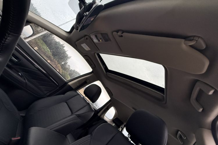 Used Mitsubishi Outlander 2019 2.0L Two-Wheel Drive Comfort Edition 5 Seats China V Standard