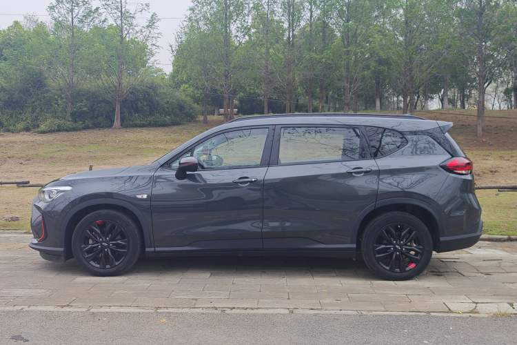 Used Chevrolet Orlando 2019 Redline 530T Automatic Enjoyment Version (5+2 Seating) China VI Exterior 5