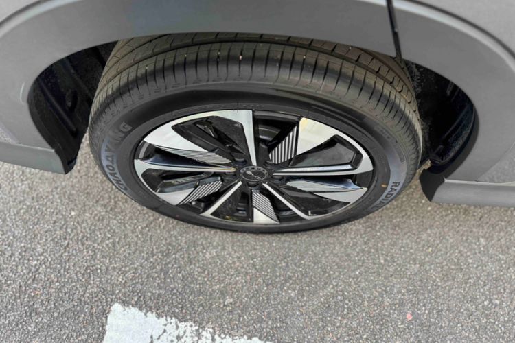 Used BYD Song PLUS New Energy 2025 DM-i Smart Drive 112KM Prestige Model
