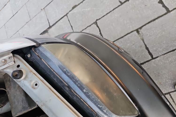 Used JAC Refine 2012 1.9T Shuttle Diesel Comfort Version HFC4DB1-2C
