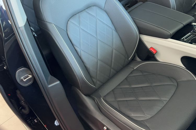 Used Volkswagen Teramont 2023 380TSI Four-Wheel Drive Prestige Flagship Edition Right Front Seat