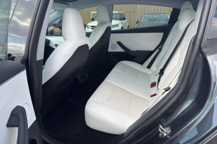 Used Tesla Model 3 2023 Long-Range All-Wheel-Drive Version