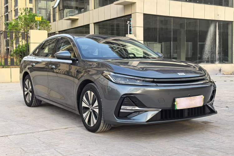 Used Geely Galaxy A7 2025 Model EM-i 150km Exploration+ Edition Exterior 5