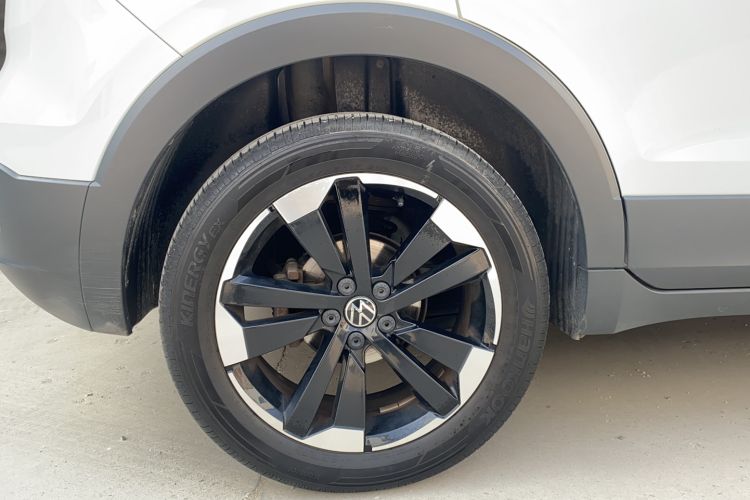 Used Volkswagen Tacqua 2020 1.5L Automatic Yue Exterior 7