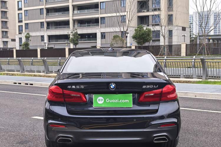 Used BMW 5 Series 2019 Facelifted 530Li Leading Edition M Sport Package