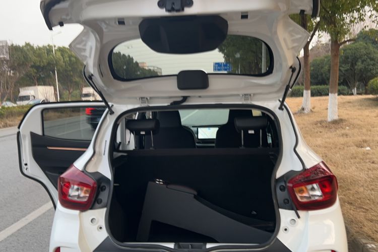 Used Dongfeng NAMMI BOX 2022 Chasing Wind Edition 331 km Standard Model
