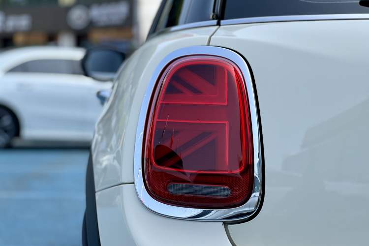 Used MINI MINI 2016 1.5T COOPER Five-Door Edition