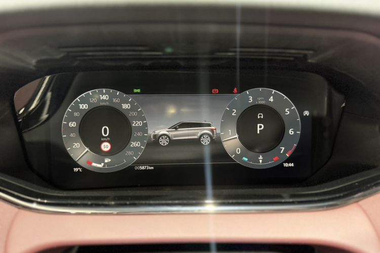 Used Land Rover Range Rover Evoque 2023 Aurora L 249 PS Luxury Edition
