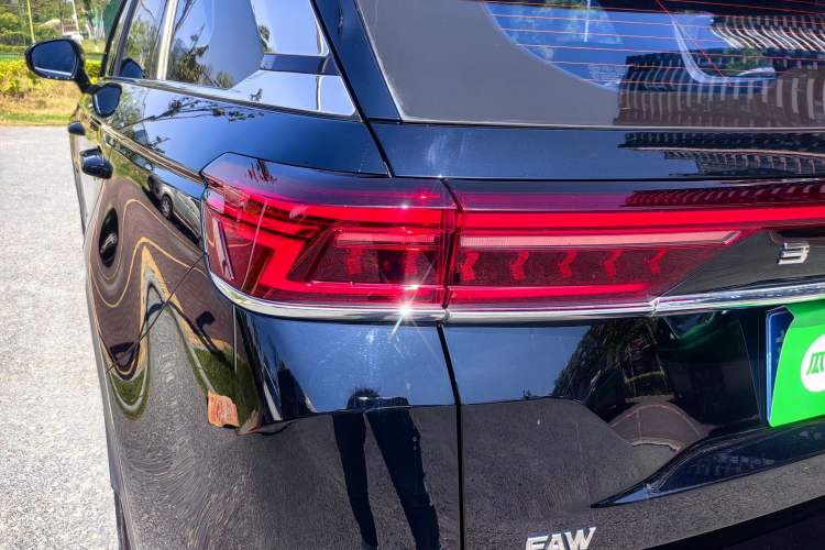 Used Bestune T99 2023 2.0T Automatic Prestige Edition Exterior 5