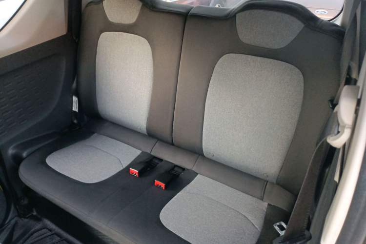 Used Wuling Hongguang MINIEV 2021 Macaron Premium Model – Lithium Iron Phosphate
