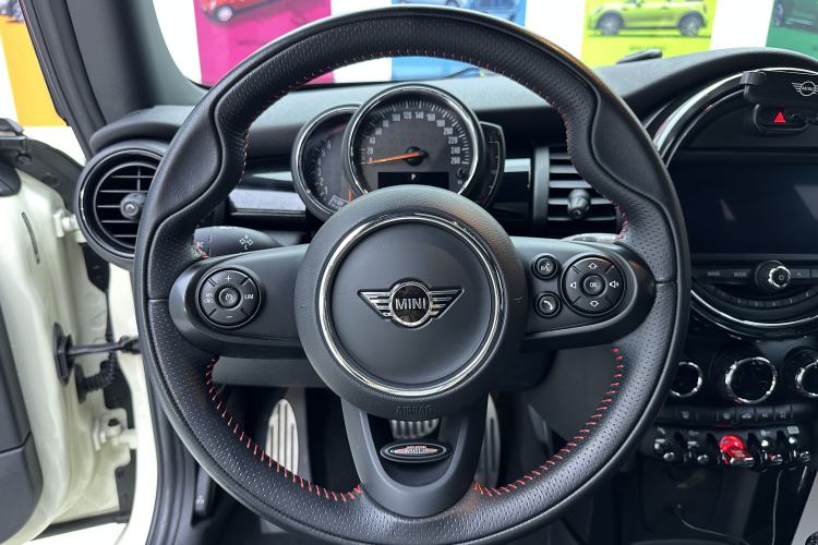 Used MINI 2018 1.5T COOPER Racing Driver Steering Wheel