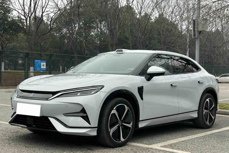 Used BYD Song L EV 2025 Intelligent Driving Version 662 km LiDAR Excellence Edition
