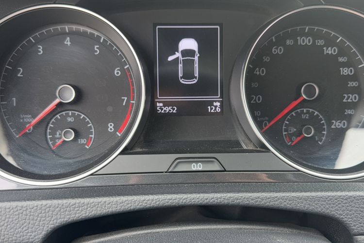 Used Volkswagen Golf 2019 280TSI DSG Comfort Version China V Standard Odometer Close Up