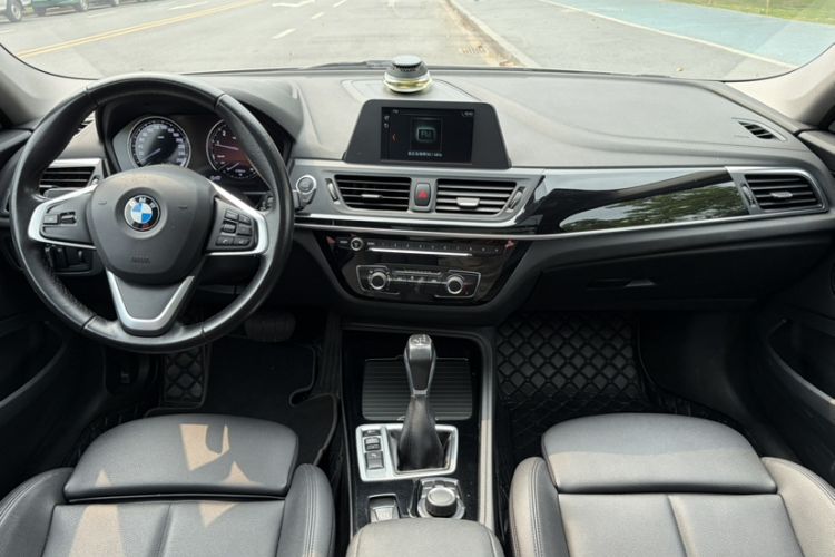 Used BMW 1 Series 2018 118i Sport Edition Interior 2