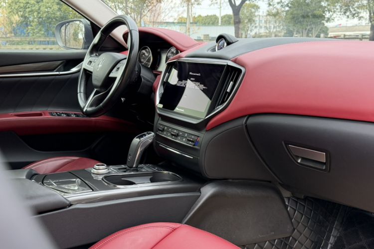 Used Maserati Ghibli 2021 2.0T Sharp Edition