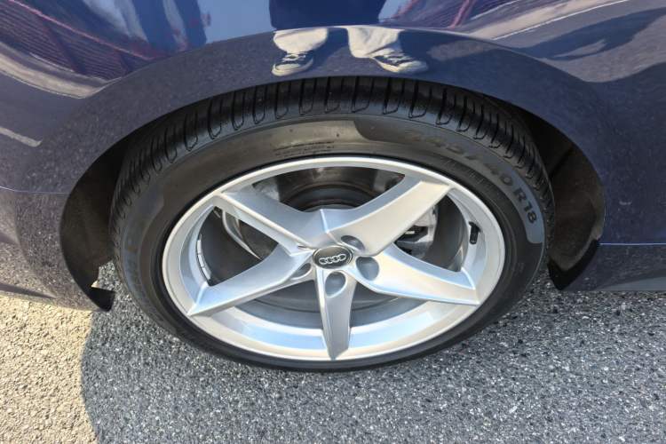 Used Audi A5 2019 Coupe 40 TFSI Fashion Edition China V Emission Standard