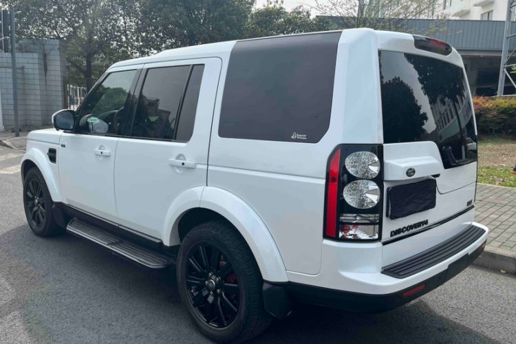 Used Land Rover Discovery 2015 3.0 SC V6 HSE Exterior 10