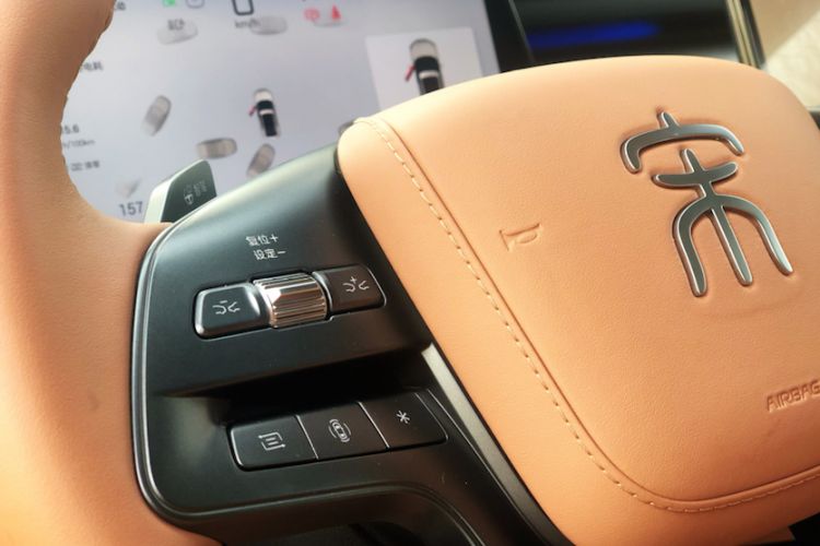 Used BYD Song L EV 2025 Intelligent Driving Version 662 km LiDAR Excellence Edition
