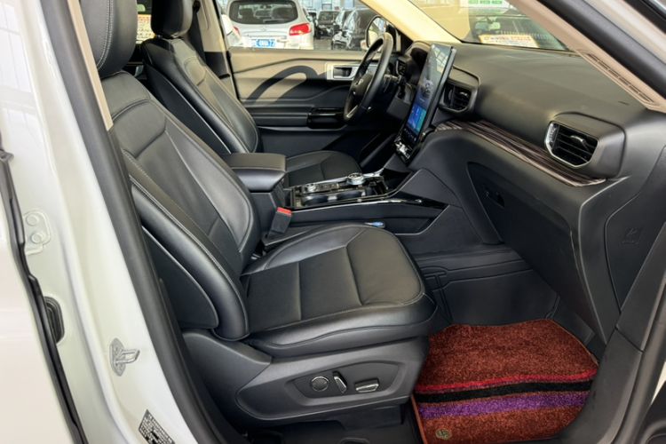 Used Ford Explorer 2020 EcoBoost 285 4x4 Titanium Edition 7-Seater
