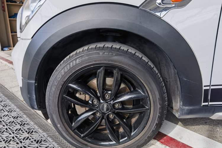 Used MINI Countryman 2014 1.6T COOPER ALL4 Fun Exterior 7