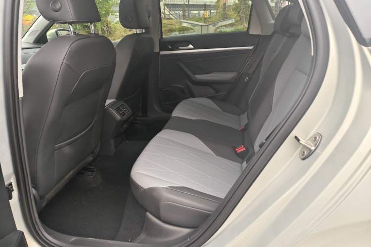 Used Volkswagen Lavida 2023 1.5L Automatic 5 Million Edition
